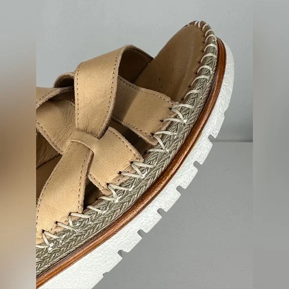 Spring Step Tan and Camel Leather Sandal Wedge - Picture 12 of 12